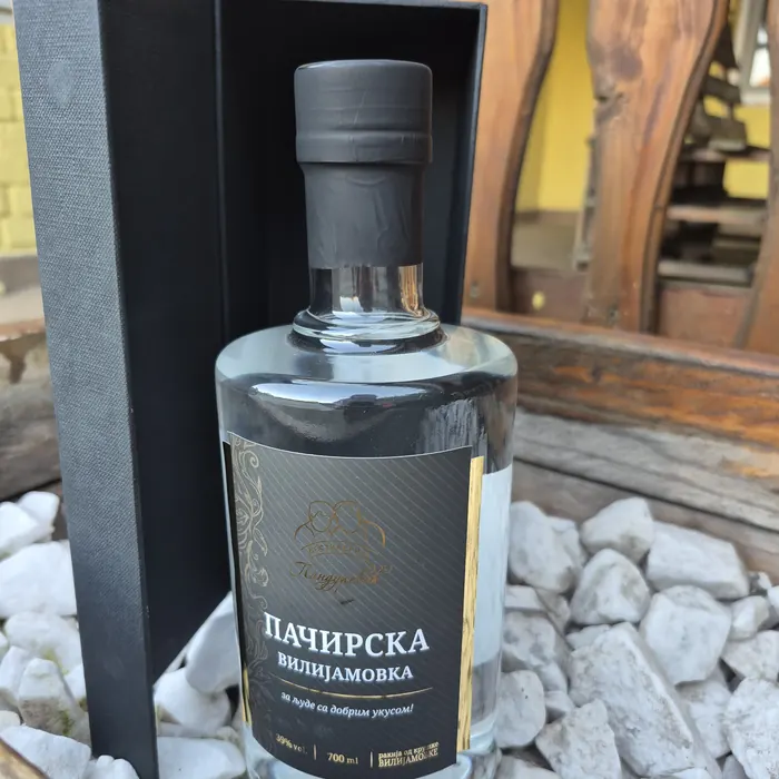 Pačirska vilijamovka u poklon kutiji